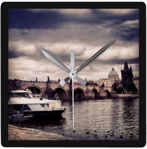 Travel Clever Prague - wall clock charles bridge